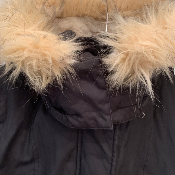 Storm Mountain Parka S - Picture 13 of 16